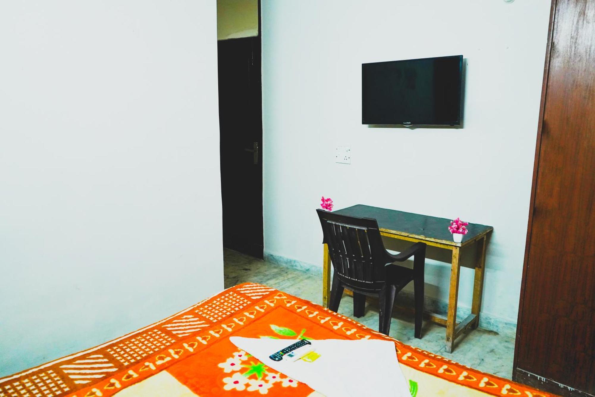 Roomshala 155 Jpc - Malviya Nagar New Delhi