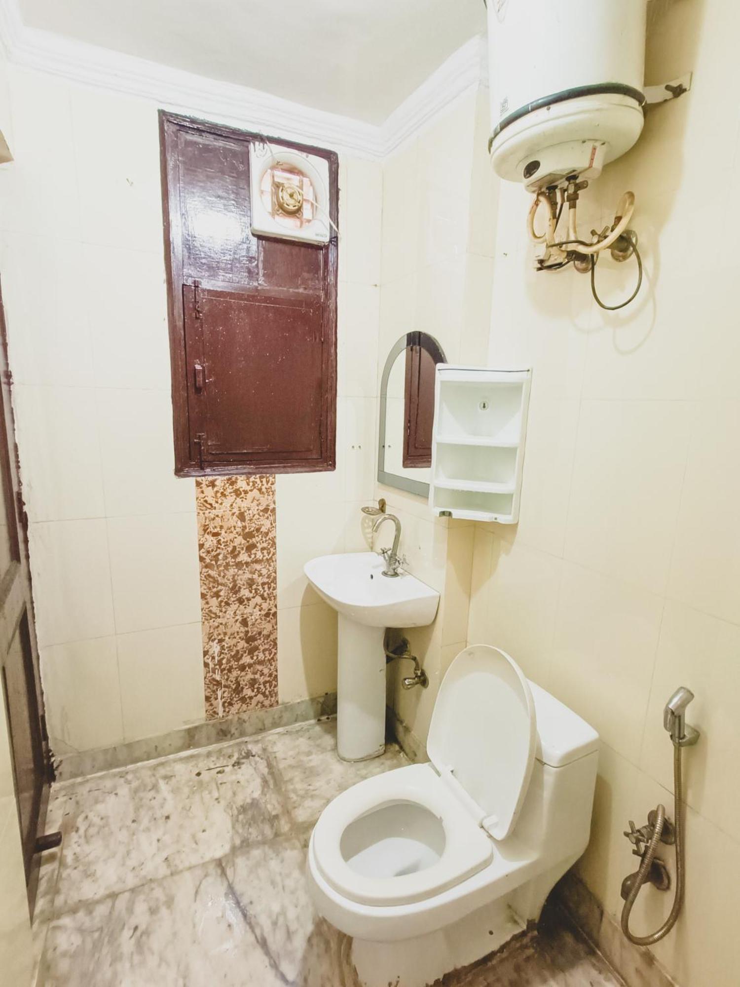 Roomshala 155 Jpc - Malviya Nagar Couette-café